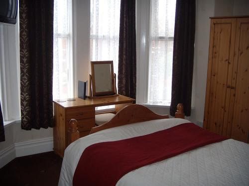 Whitworth Falls Hotel Southport Buitenkant foto