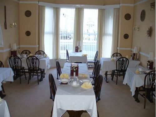 Whitworth Falls Hotel Southport Buitenkant foto
